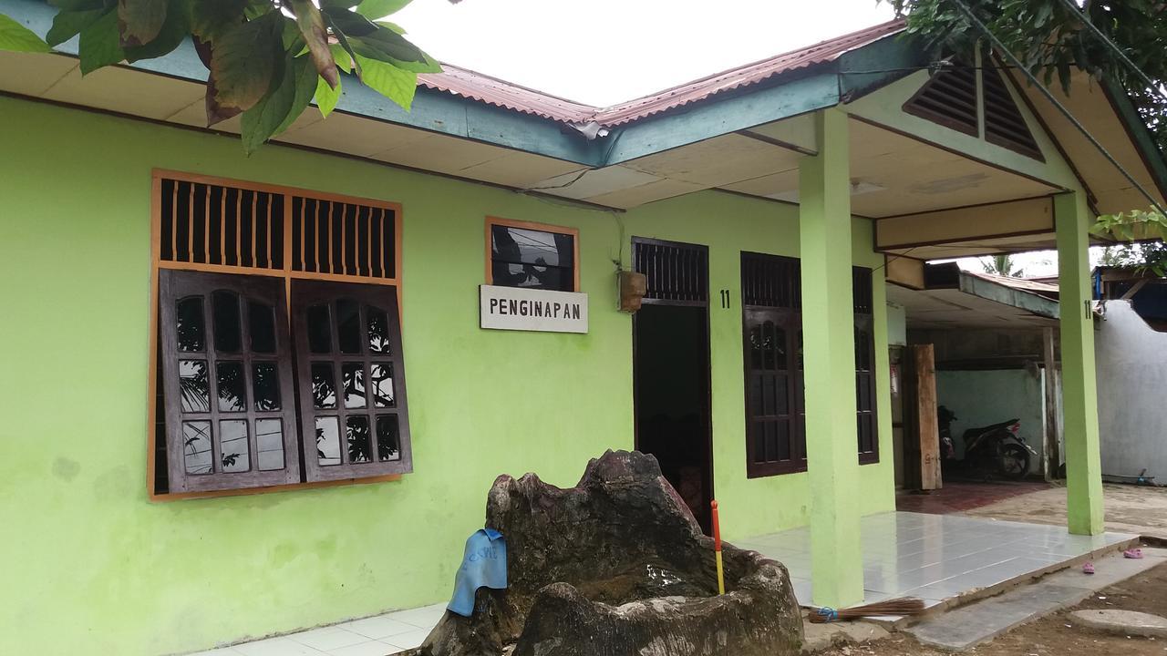 Penginapan Kofiyau Sorong Exteriör bild