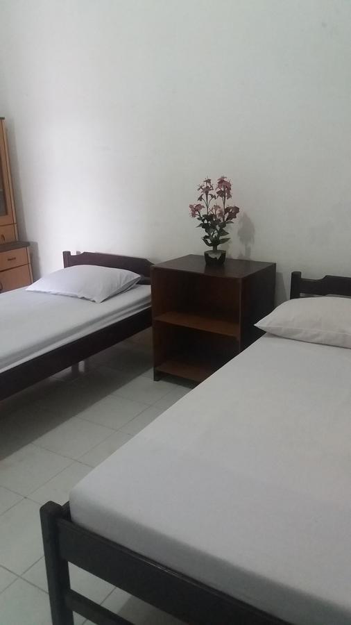 Penginapan Kofiyau Sorong Exteriör bild