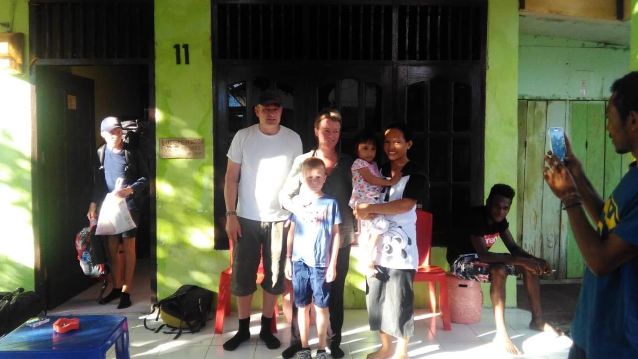 Penginapan Kofiyau Sorong Exteriör bild
